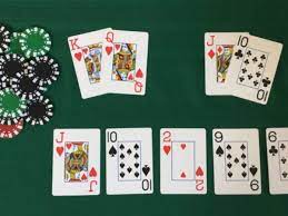 698 Texas Hold Em Poker Tips - Play Better, Make More Money
